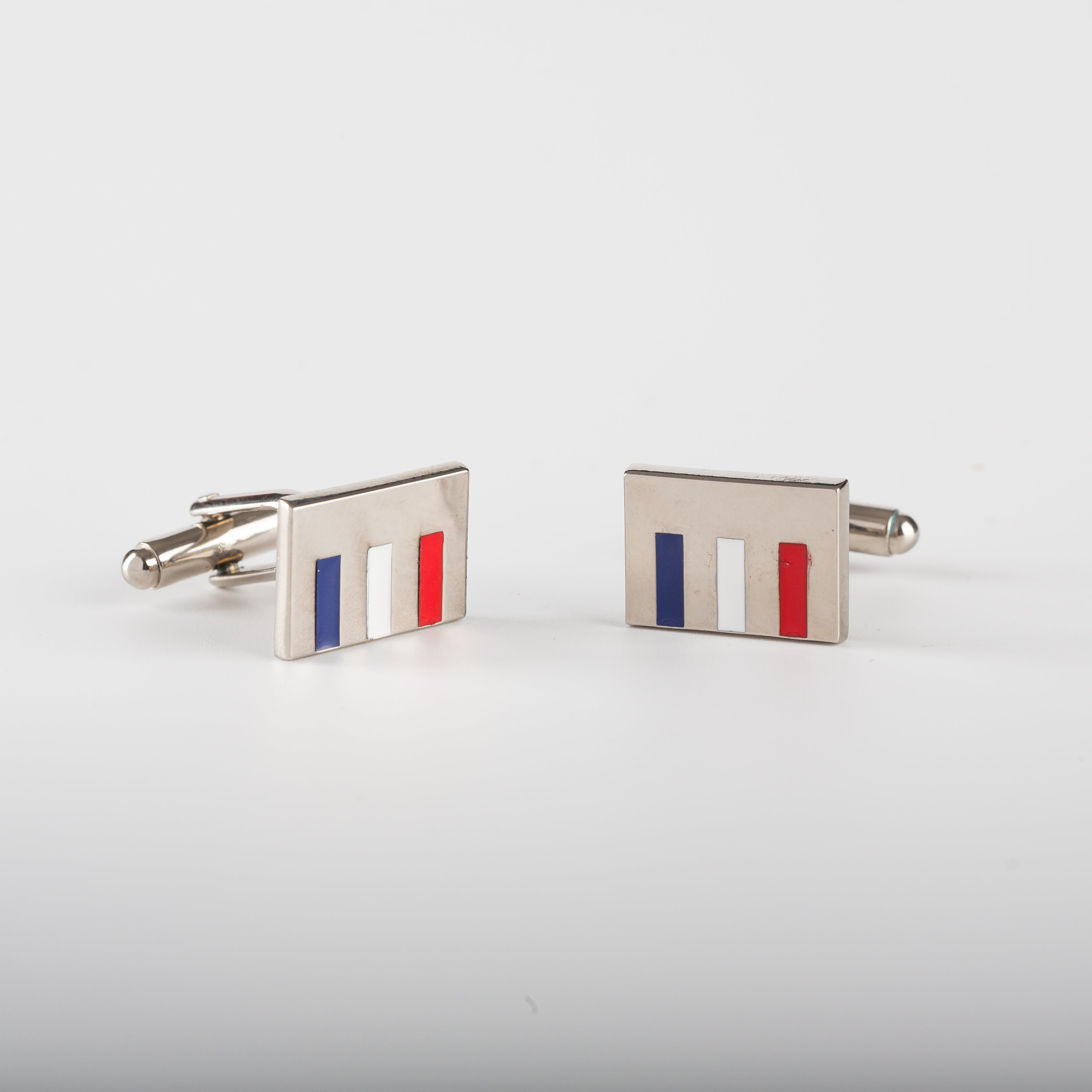 Pin's Doré 20mm Gaulois Refractaire Casque Blanc - Humour France Bleu Pin's Doré 20mm Gaulois Refractaire Casque Blanc - Humour France Bleu