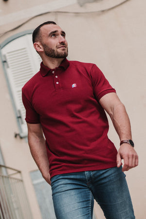 Polo Le Tricolore — porté de trois quarts, fabriqué en France