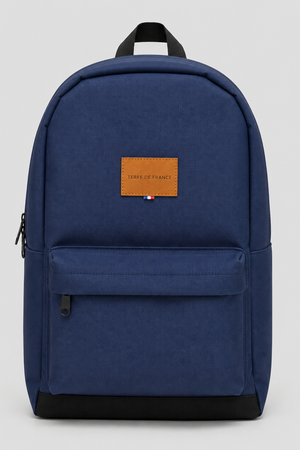 Sac à dos bleu marine Terre de France — vue de face, tissu déperlant, fabriqué en France