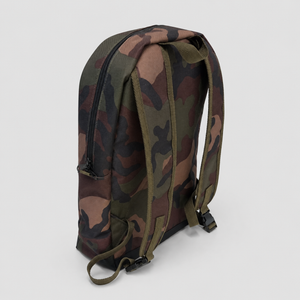 Sac à dos camouflage Terre de France — vue de dos avec bretelles rembourrées réglables, fabriqué en France