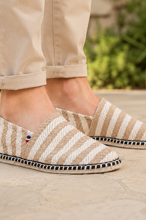 Espadrilles fabriquées artisanalement dans le Berry — vue de face, semelle feutre tressé, Terre de France