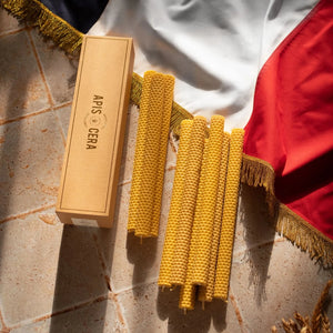 9 bougies chandelles cire d'abeille artisanales — présentation groupée, fabriquées en France par Apis Cera