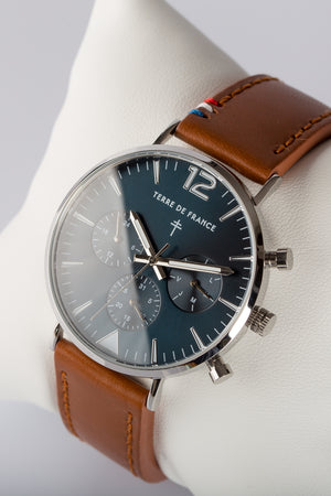 Montre Résistance Croix de Lorraine marine — vue de face, cadran bleu, fabriquée en France