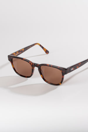 Lunettes écaille Terre de France — vue de face, acétate avec drapeau tricolore, fabriquées dans le Jura