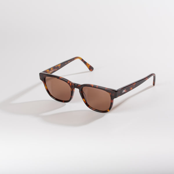 Lunettes de soleil ecaille