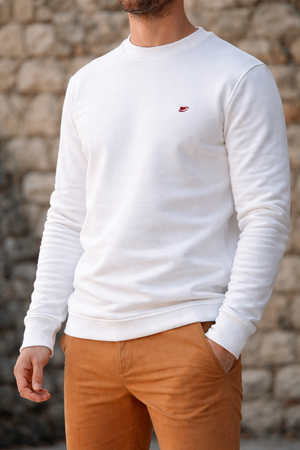 Sweat Oriflamme ivoire — vue de face sur fond blanc, broderie Oriflamme, fabriqué en France