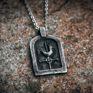 Pendentif Vigilance coq en argent — vue de face, symbole chrétien de vigilance, fabriqué en France
