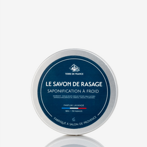 Savon de rasage saponification à froid — vue de face sur fond gris, fabriqué en France